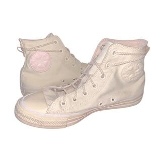Chuck Taylor All Star Sneaker in Egret, Natural Ivory, & Decade Pink size 8